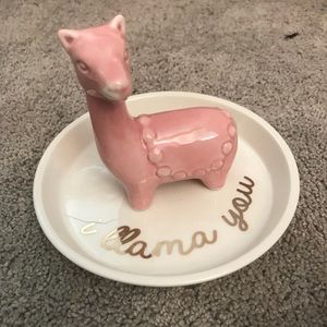 NWOT LLAMA JEWELRY HOLDER